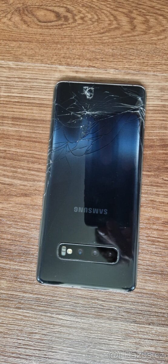 Predám Samsung Galaxy S10+ na súčiastky