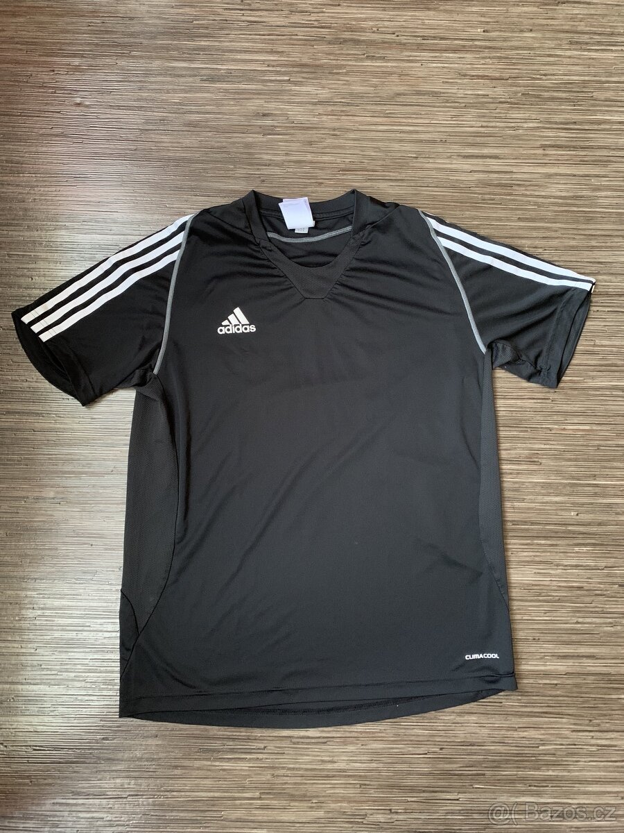 Sportovní tričko Adidas (velikost L)