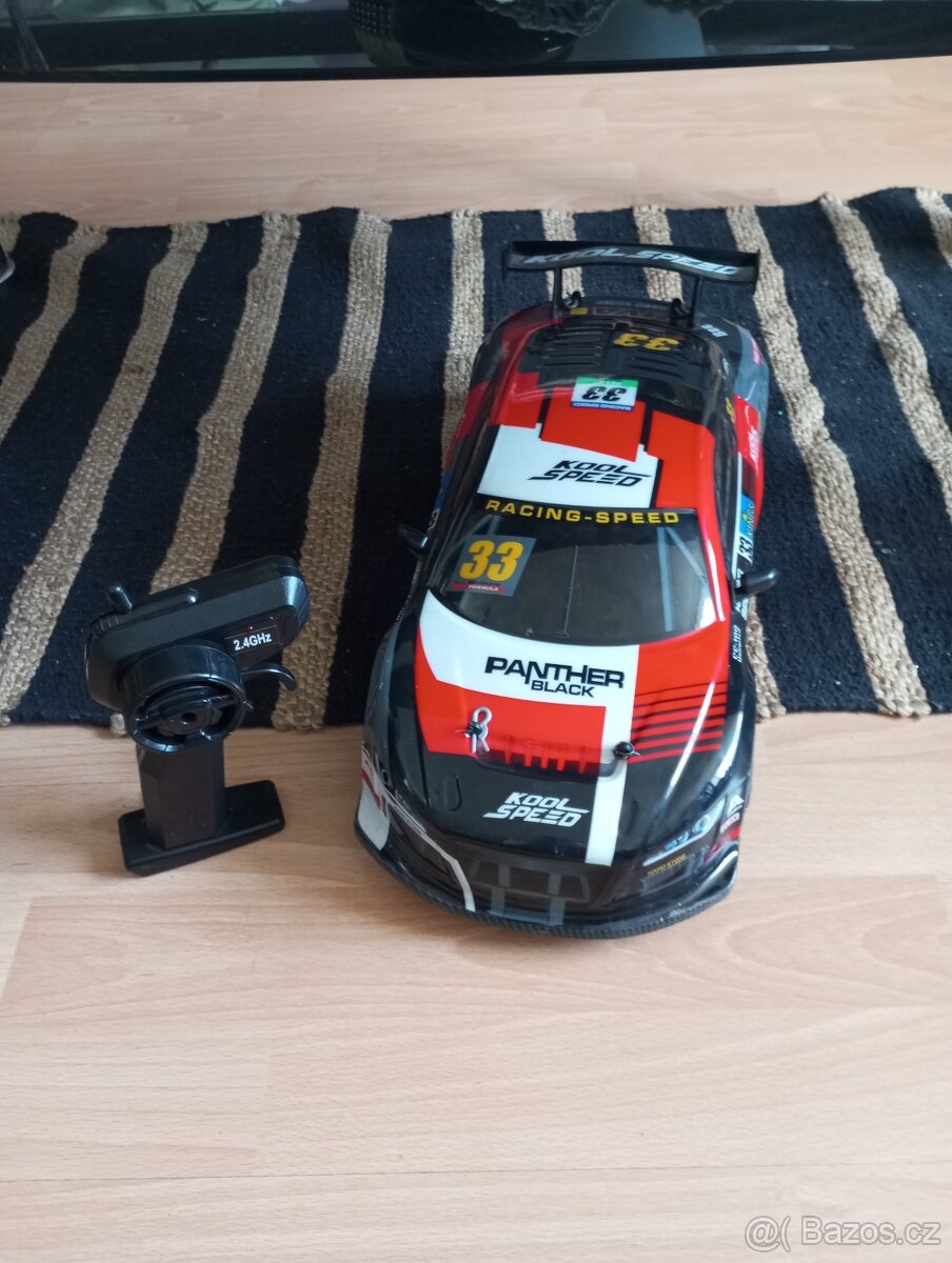 Auto na ovládání