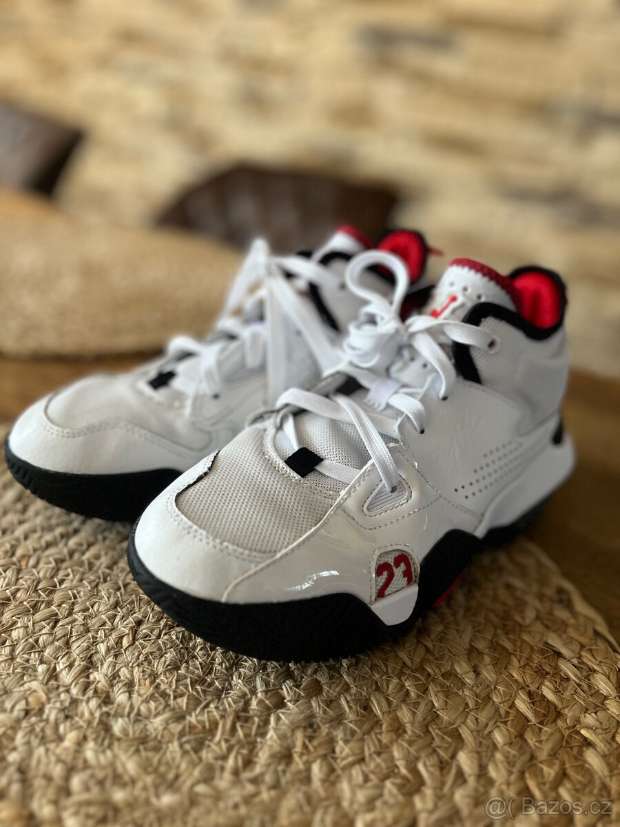 Air jordan stay loyal 2 white black red