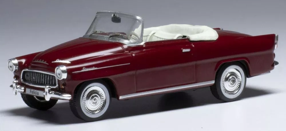 ŠKODA Felicia Cabrio Koupím Sedačky nebo celý interier