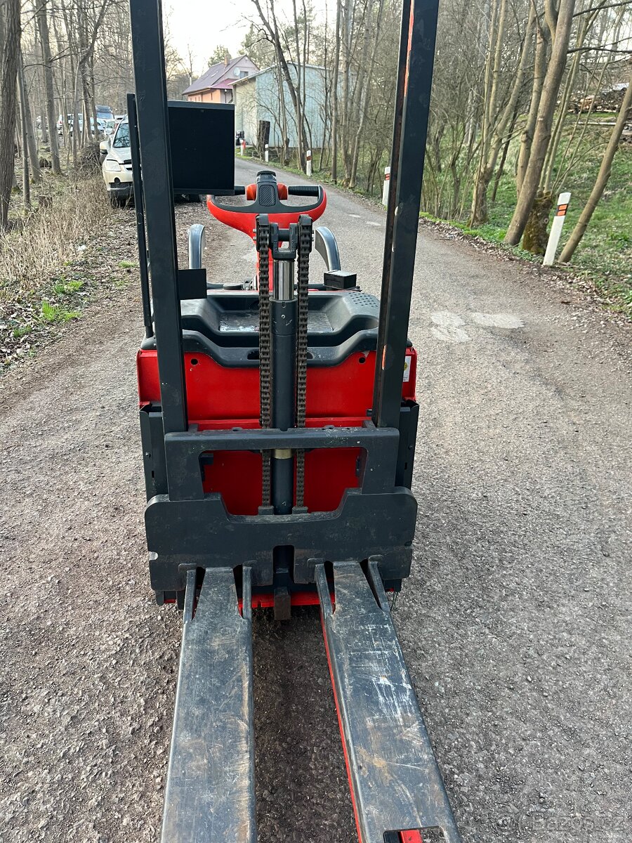 Vysokozdvižný vozík