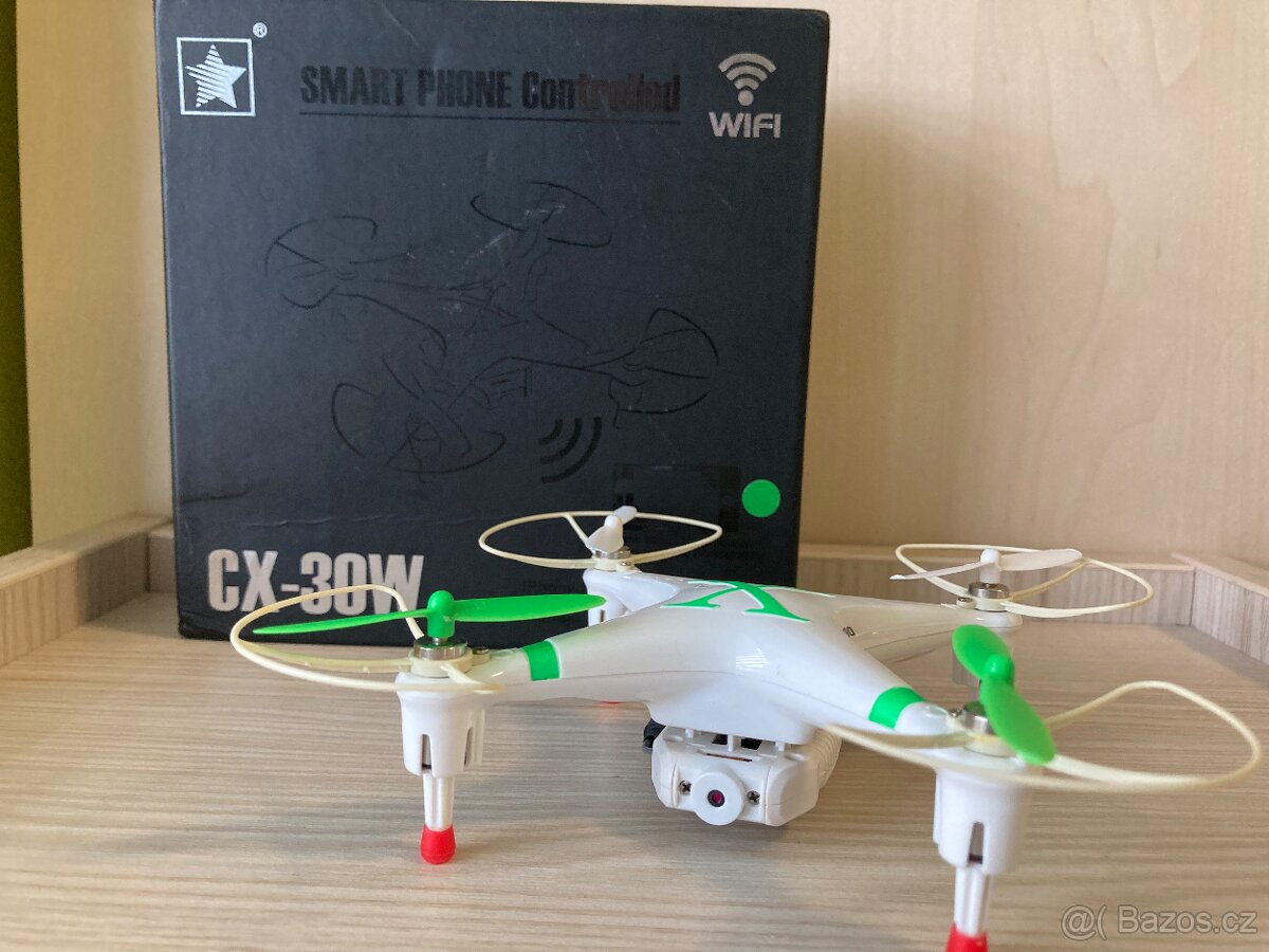 Dron CX-30 W