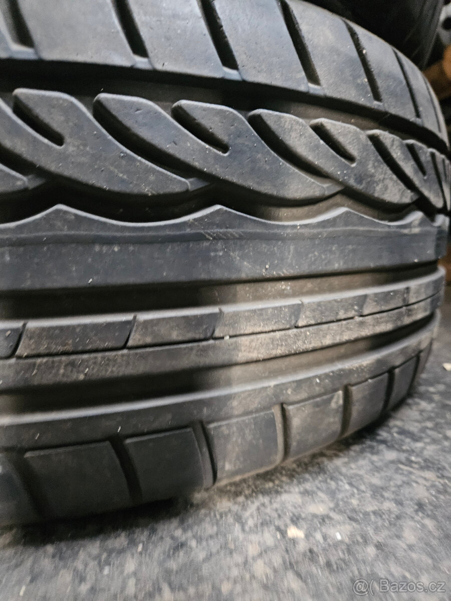225/55R17 97Y SP Sport 01  DUNLOP