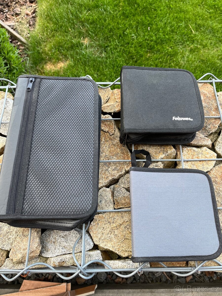 pouzdra na CD/DVD