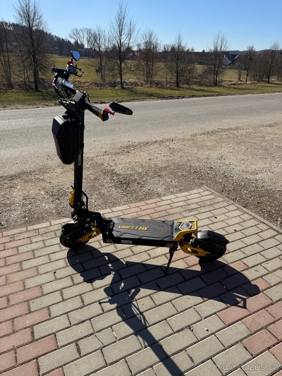 Vsett 10+ 20.8Ah 60V Pěkná výbava