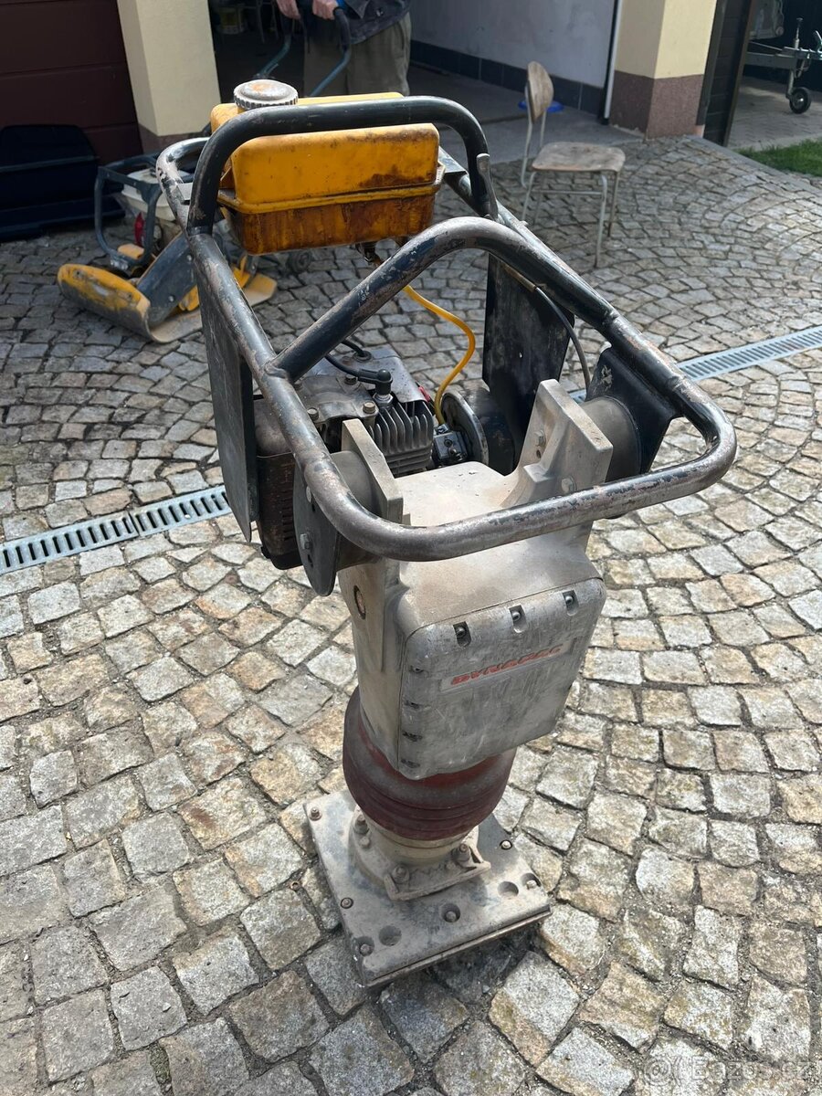 hopsadlo(rezervováno)