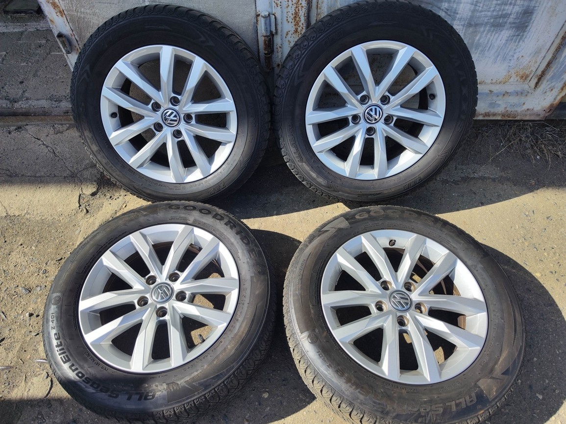 16"alu sada disků Sepang 5x112 origo VW Passat 215/60 3G B8