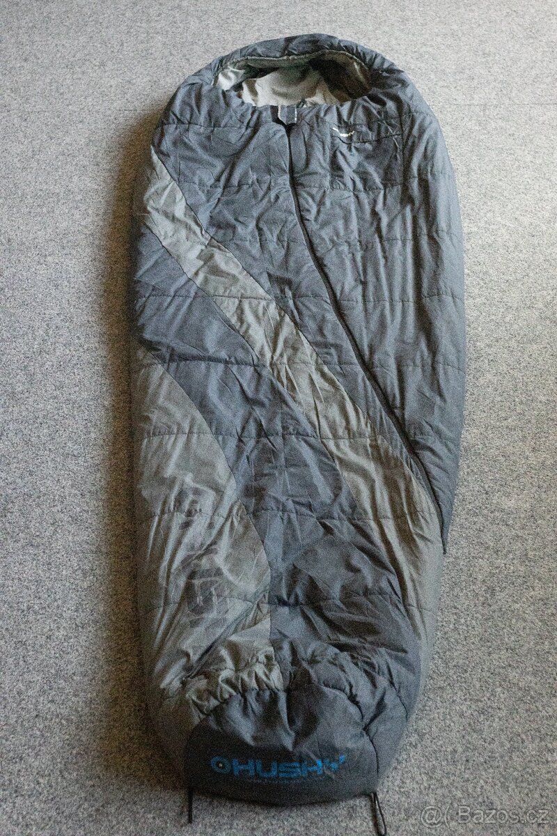Syntetický třisezónní spacák Husky Enemy -12°C/levý zip