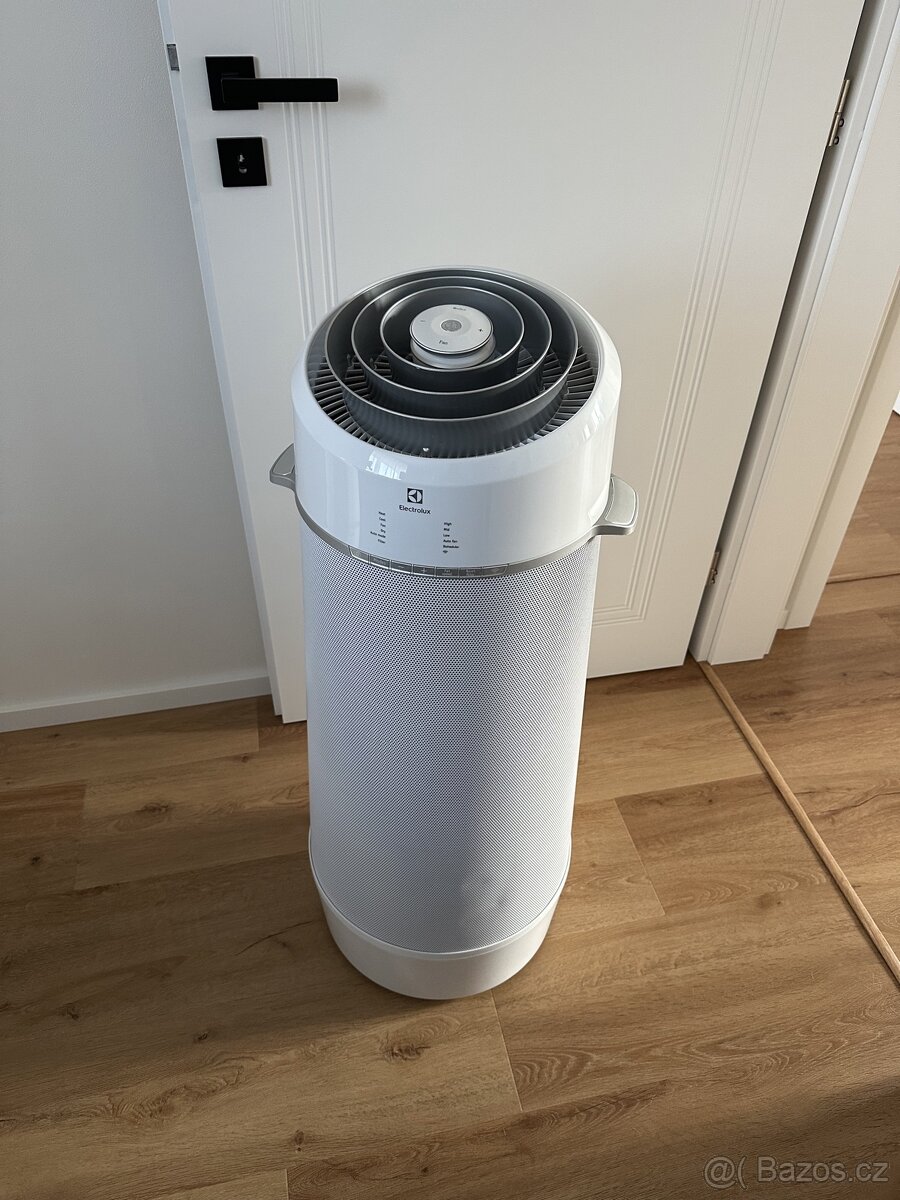 Prodám mobilní klimatizaci Electrolux WP71-265WT