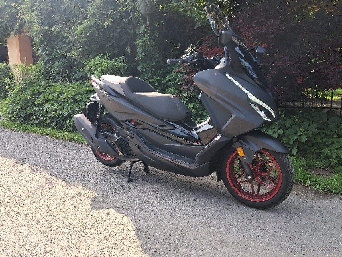 Honda forza 125 rok 2024 limited