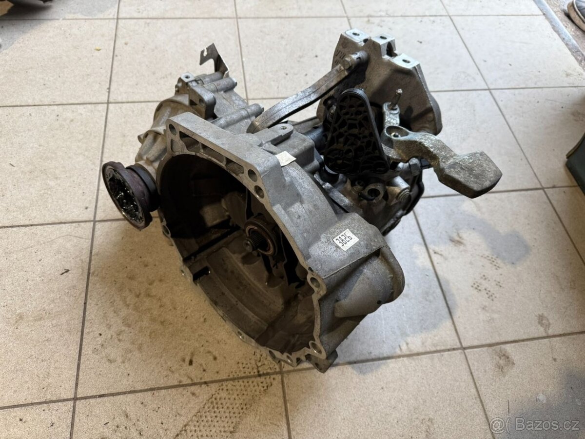 Převodovka KJF 2.0 TDI 81kw Škoda Yeti 93 000km