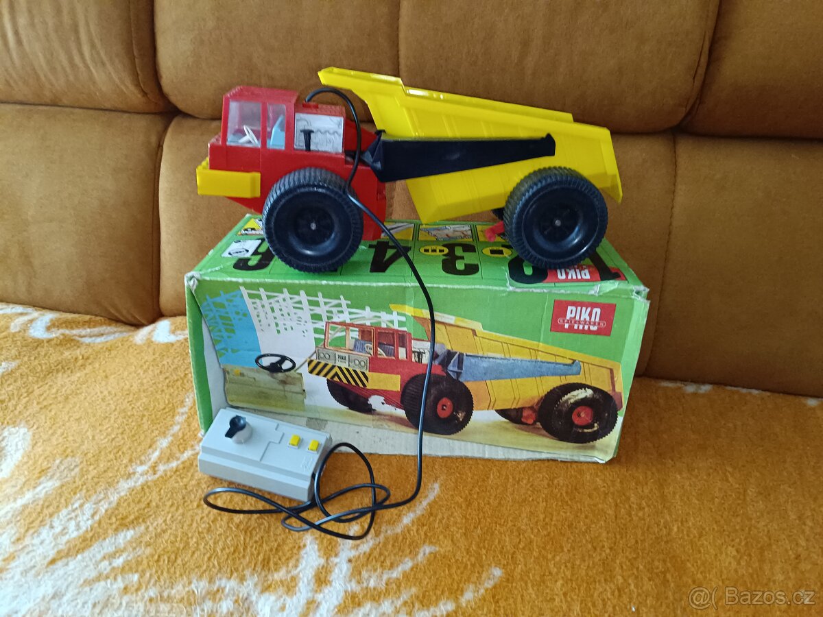Piko - auto sklápěč