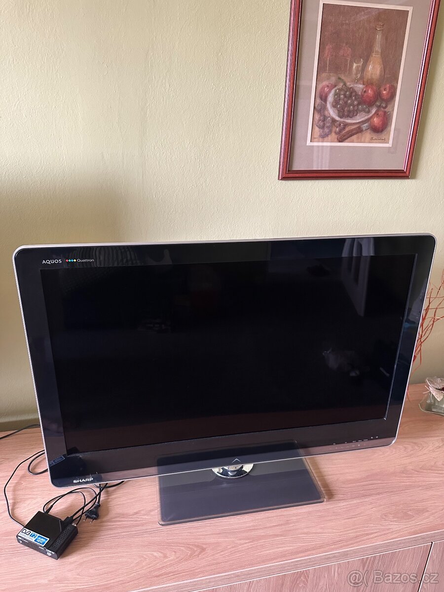 Prodám televizi Sharp LC-40LE810E – 40”