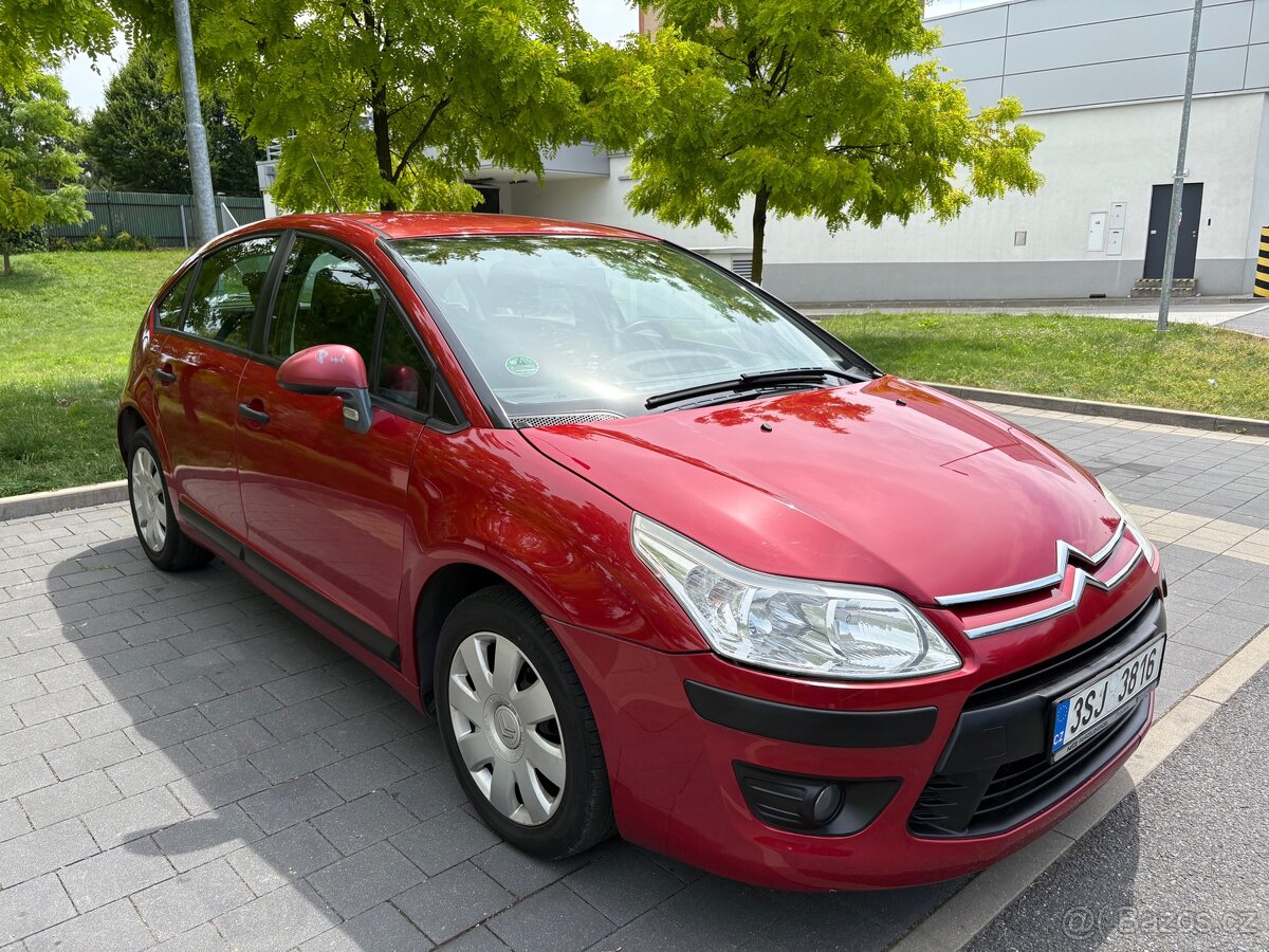 Citroen C4 r.2009. Nové STK, klimatizace 131000km
