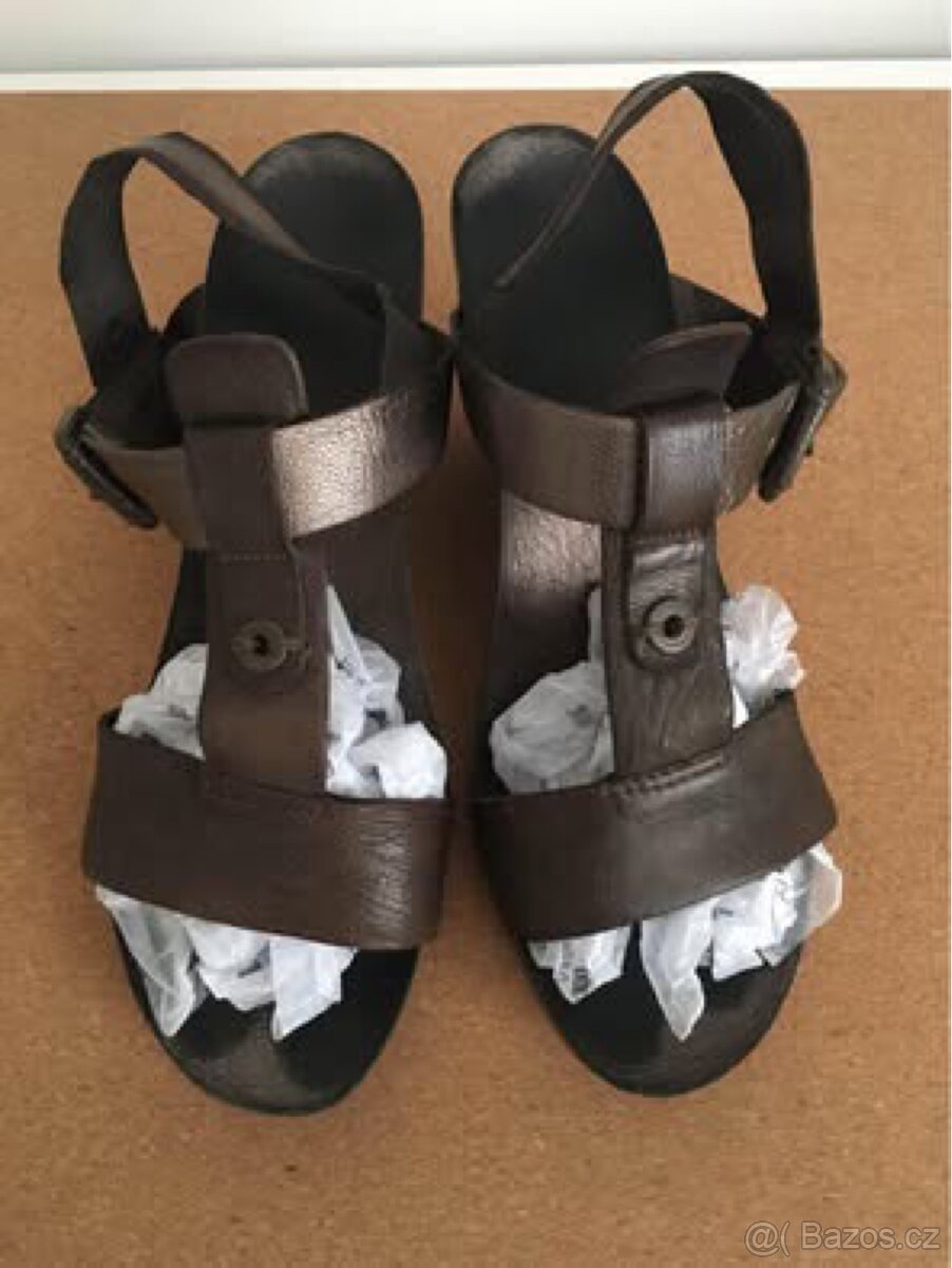 Hnědé střevíce zn.Clarks