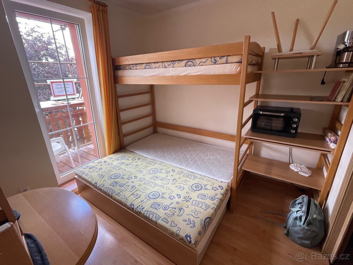Palanda rozkladaci, masiv