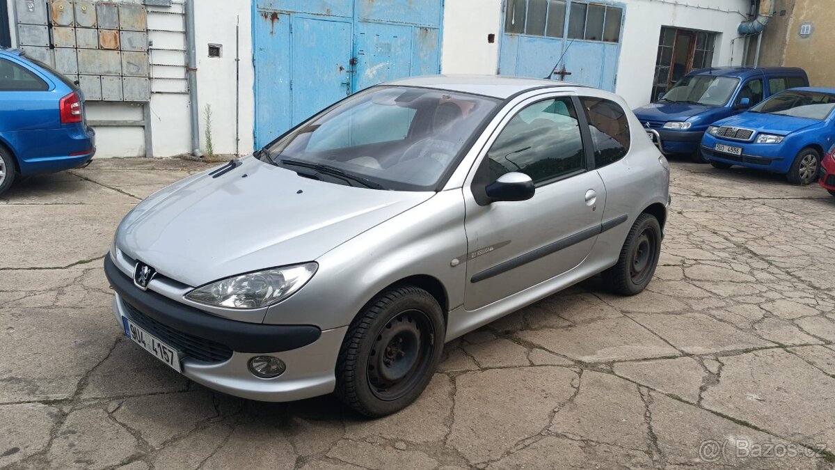 Peugeot 206 - 15 000 Kč