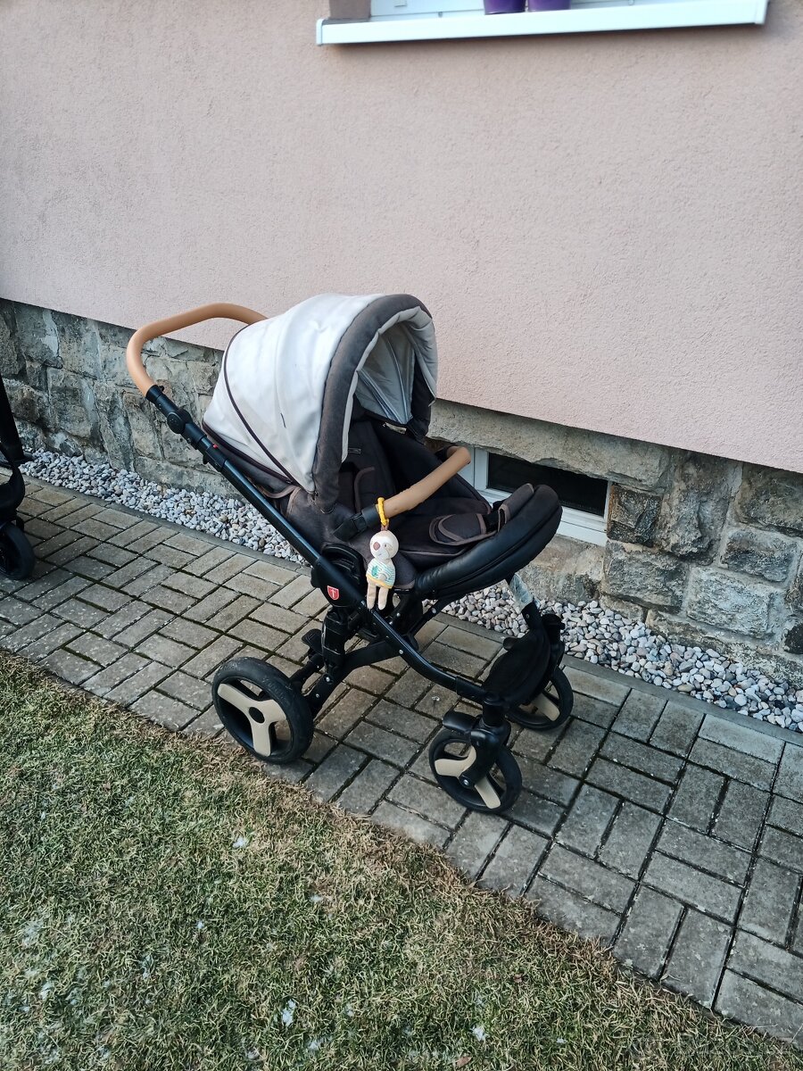 Prodám kočárek Tudor
