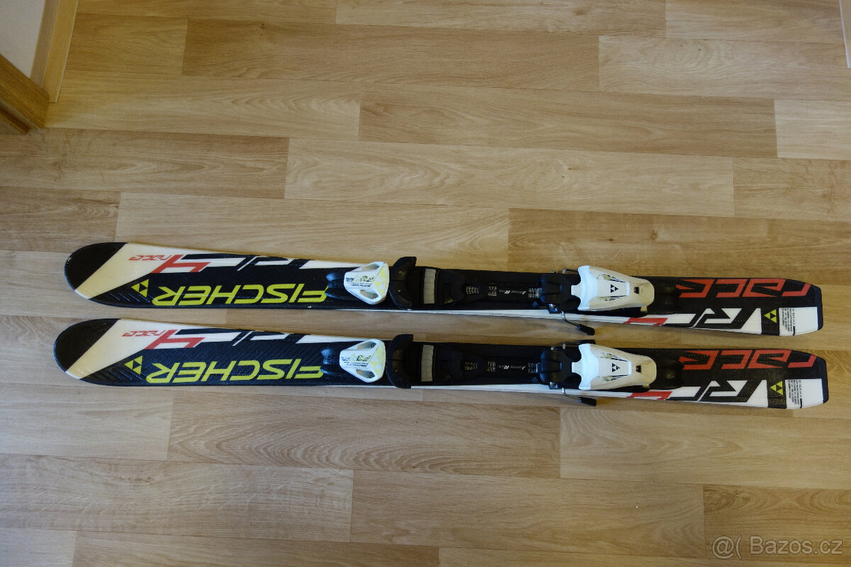 Prodám dětské lyže 110 a lyž. boty 21,5