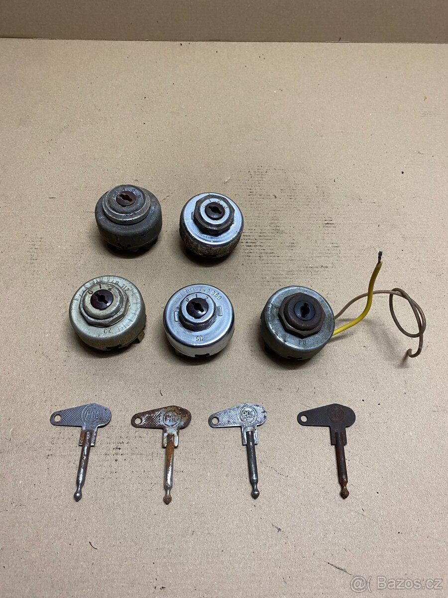 Jawa spínací skříňka a klíč