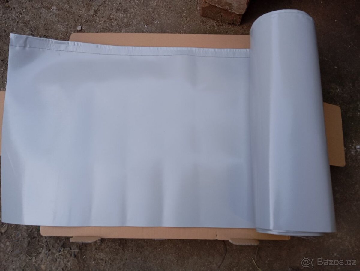 Ochraná plachta na sekačku