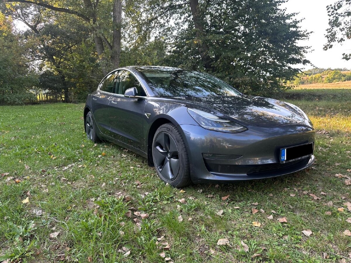 Tesla model 3 Long Range Záruka DPH Kupovaná v CZ r.v.2020