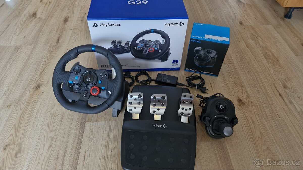 Herní volant Logitech g29 + řadící páka