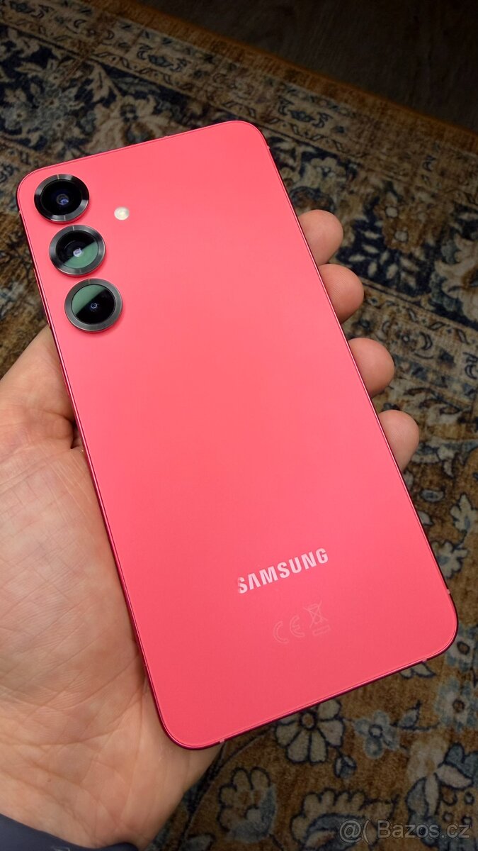 Samsung Galaxy S25+ 512GB červený + hodinky