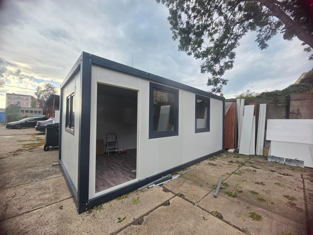 Stavební buňka/Obytný kontejner 6 x 3 m SKLADEM