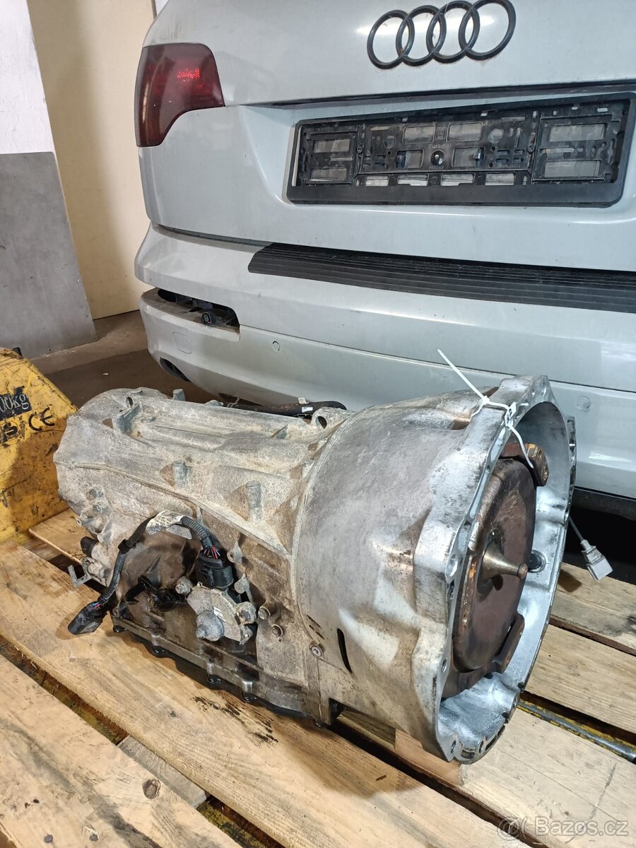 // AUT. PŘEVODOVKA AUDI Q7 3.0TDI 4x4 //