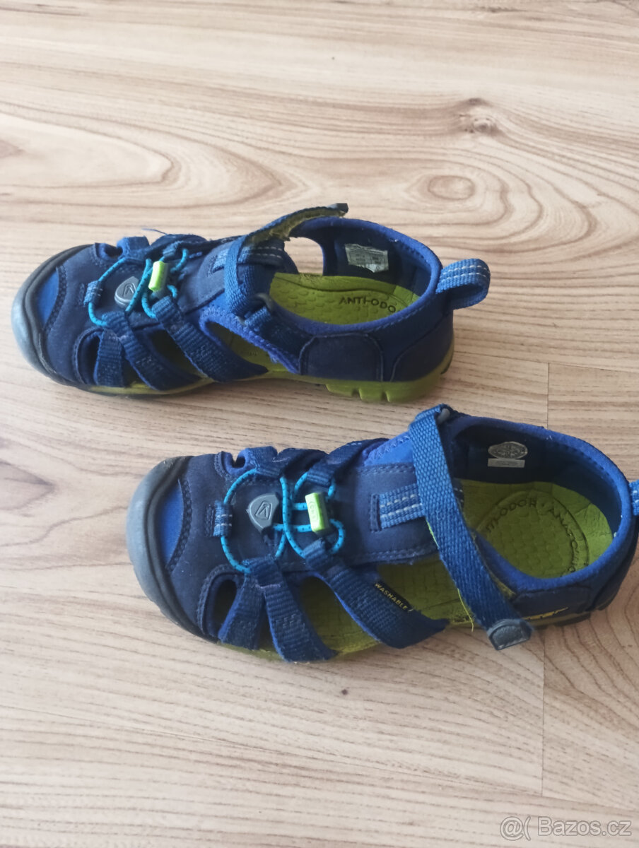 Chlapecké sandály a zimní boty , dívčí a chlapecké croksy