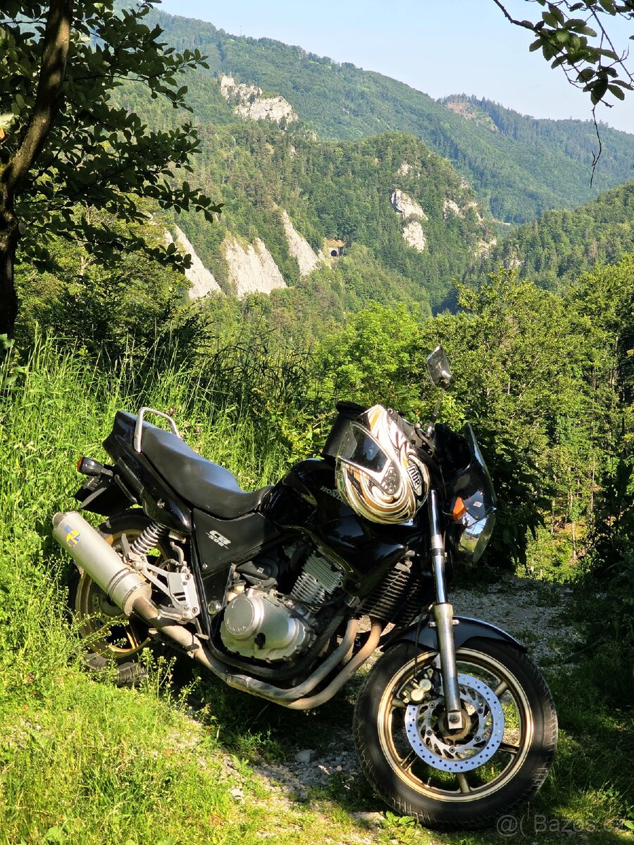 Honda CB 500