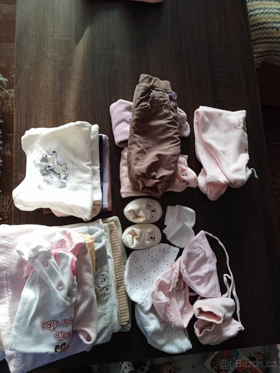 Set oblečení pro holčičku po narození