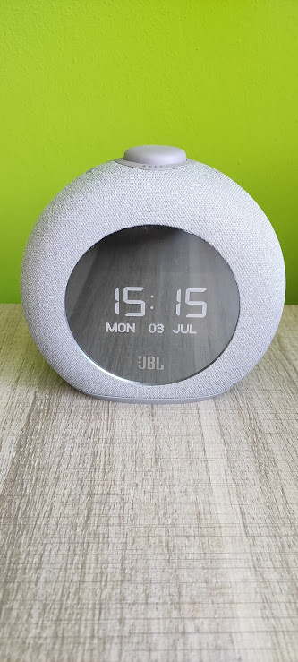 Radiobudík JBL