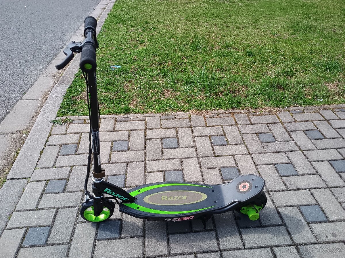 Elektro koloběžka Razor