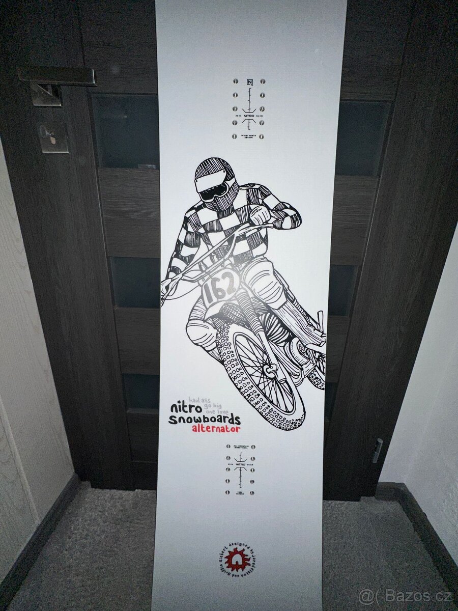 Nový snowboard NITRO ALTERNATOR