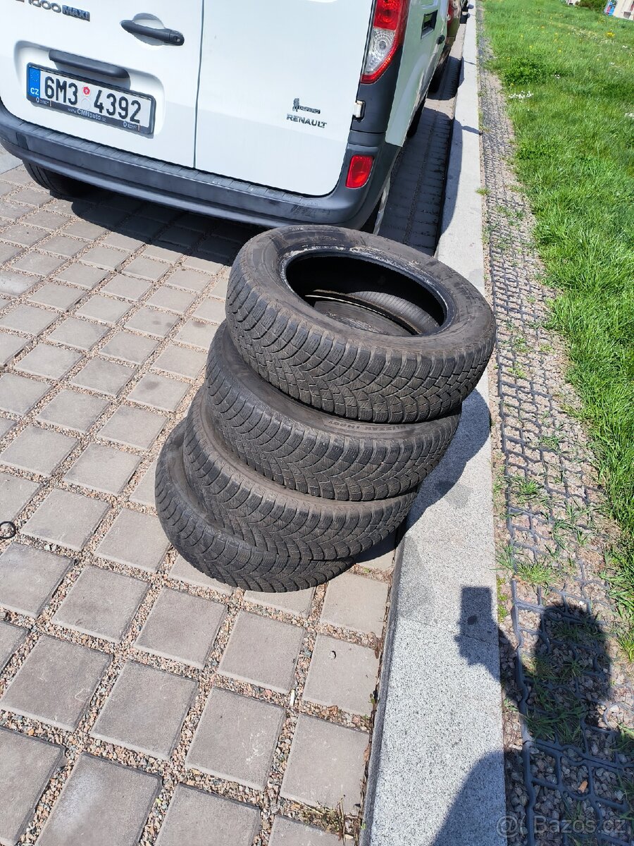 4× Zimní pneu 195/65/R15 91T