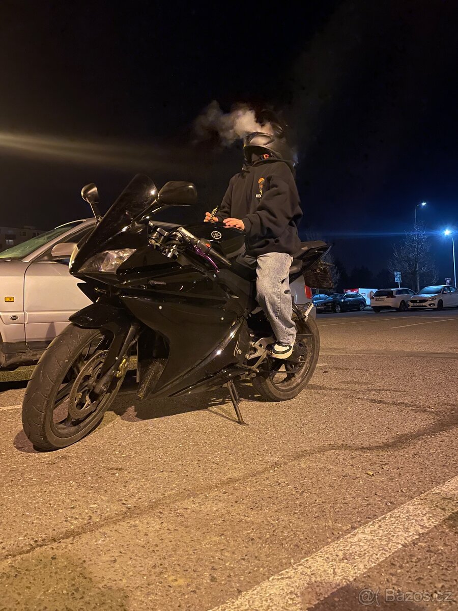 Yamaha yzf r125