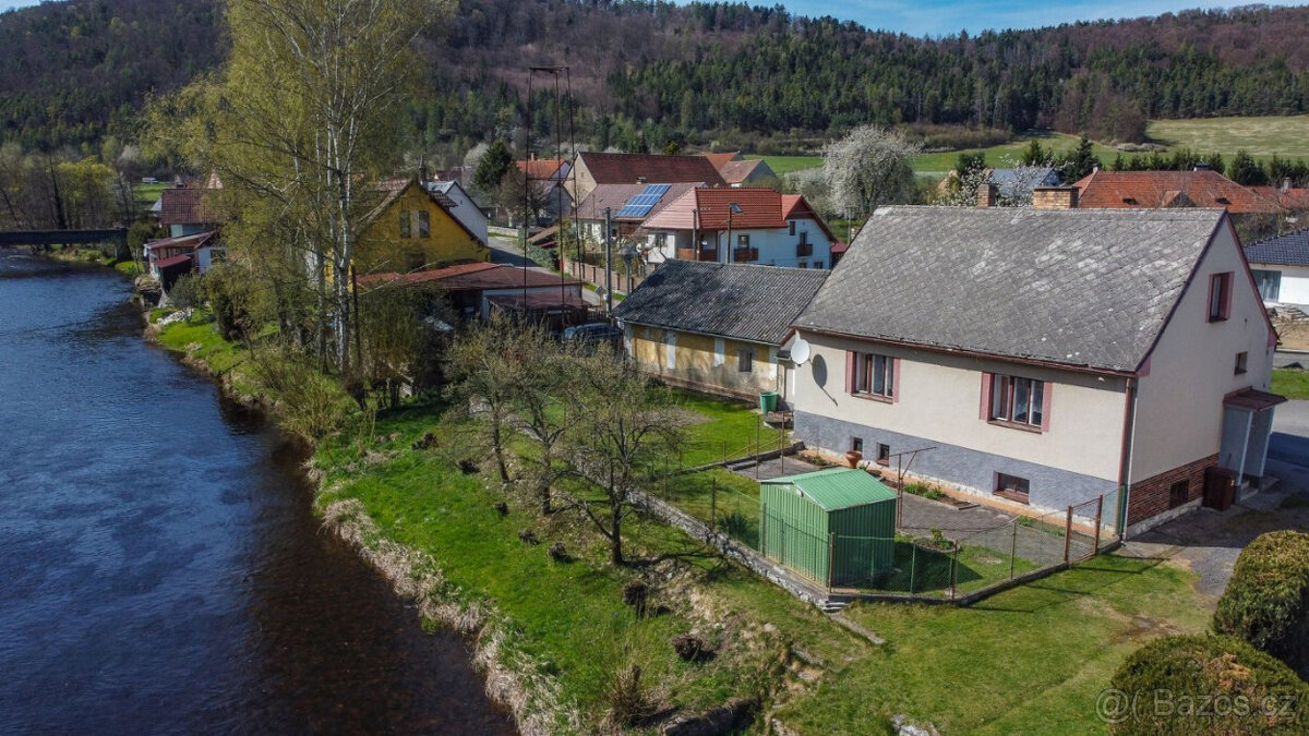 Rodinný dům se zahradou u řeky Otavy, Čepice u Sušice