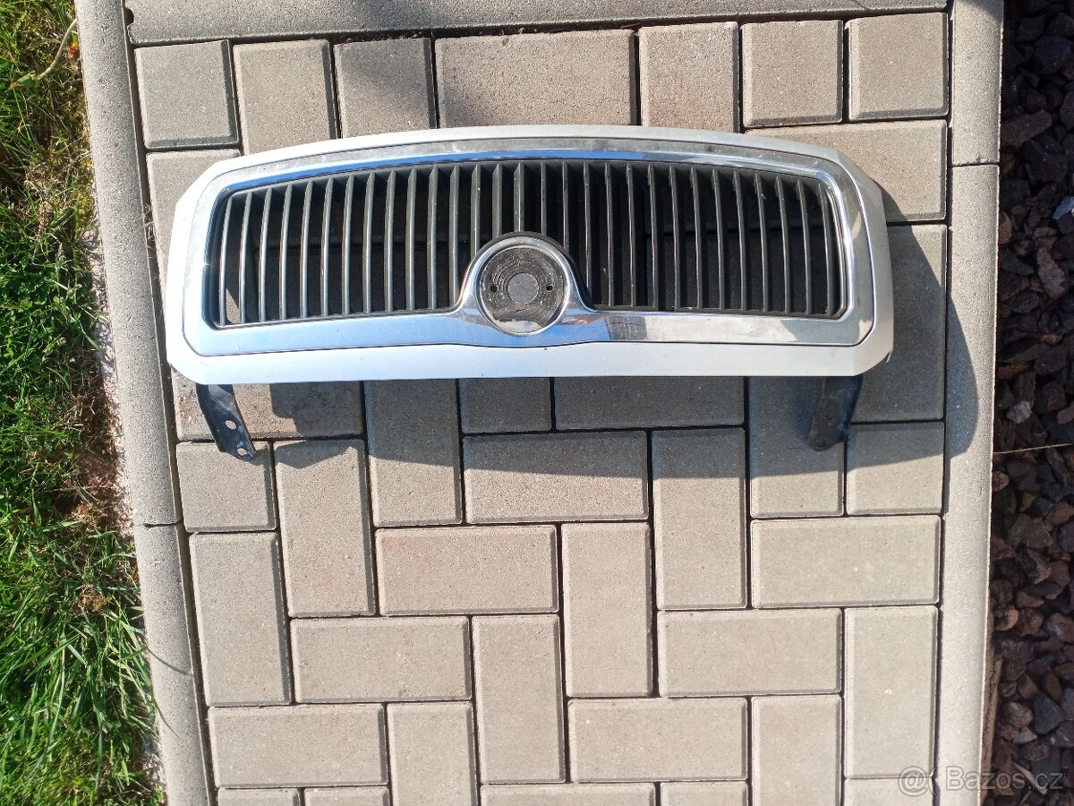 Škoda Fabia 1 facelift maska