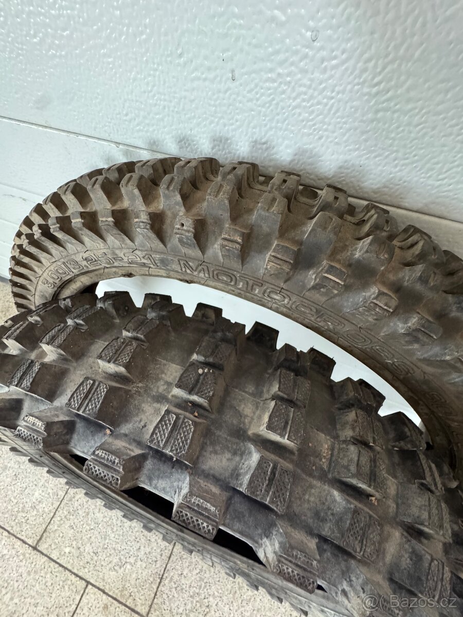 Enduro pneu Barum c16A