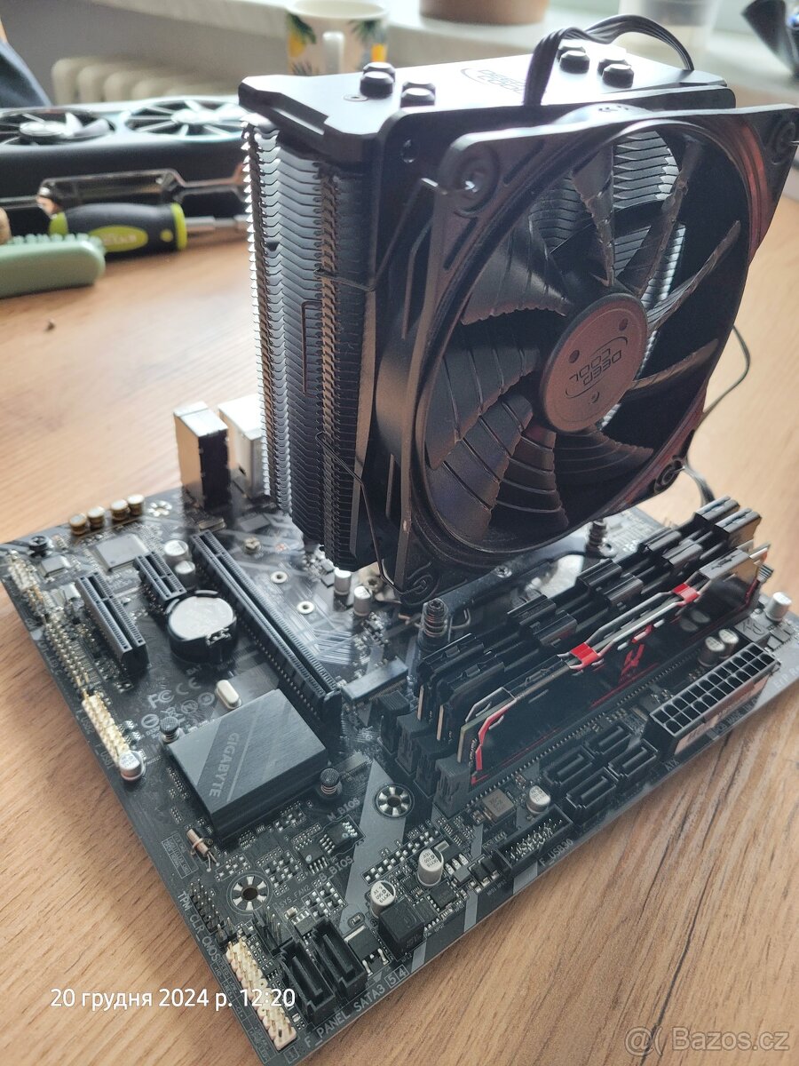 Základní deska + Intel Core i7 8700 + Chlazení +16 GB ram