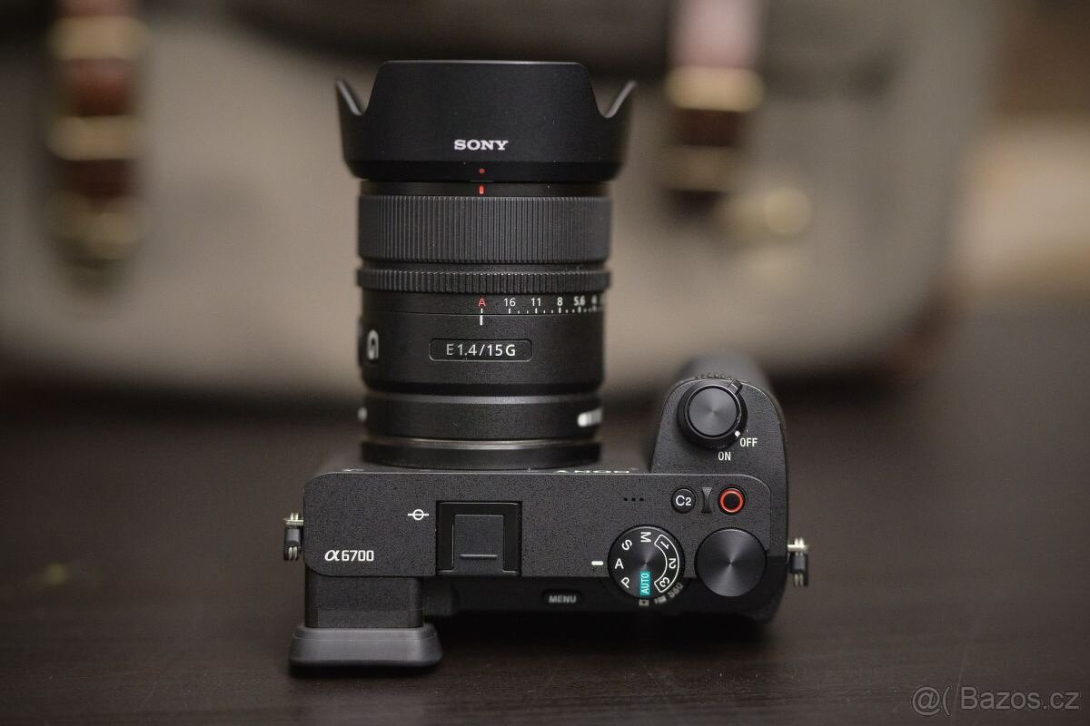 Sony a6700 + 3 objektivy