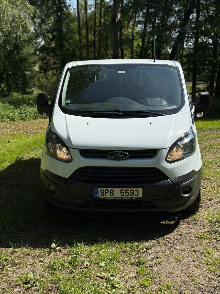 Ford Transit Custom 2,2 Bus 9 míst , manuál 74kw