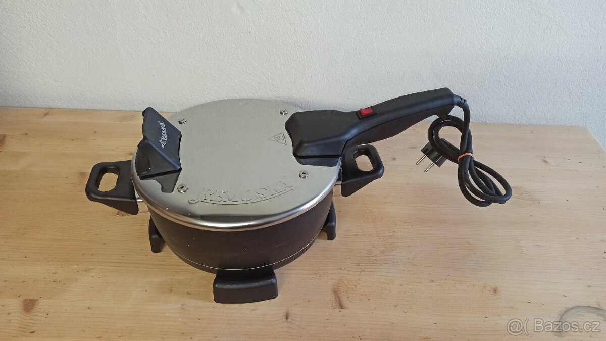 Remoska R21