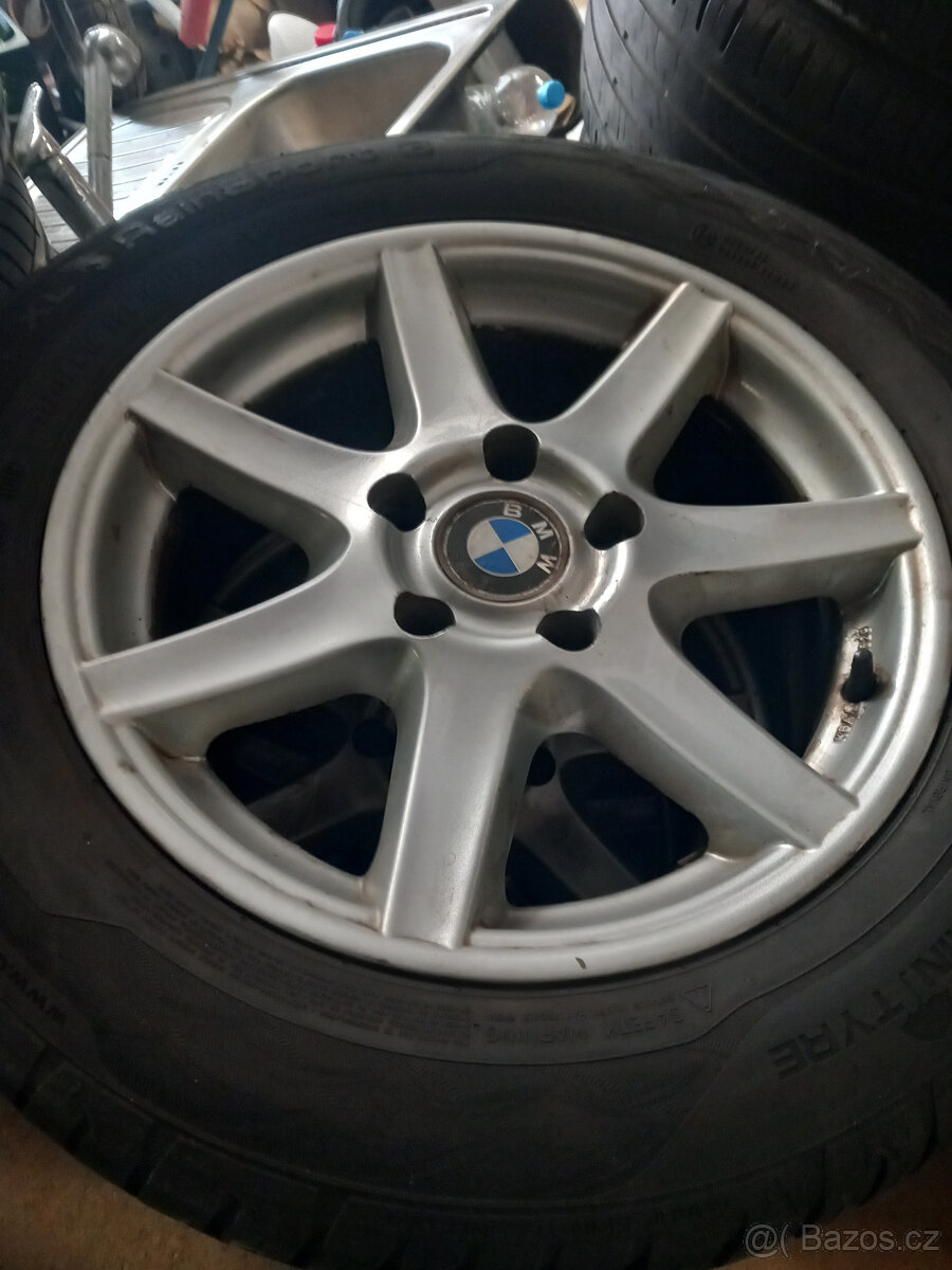 BMW LETNÍ KOLA 225/55R16 PĚKNÝ STAV