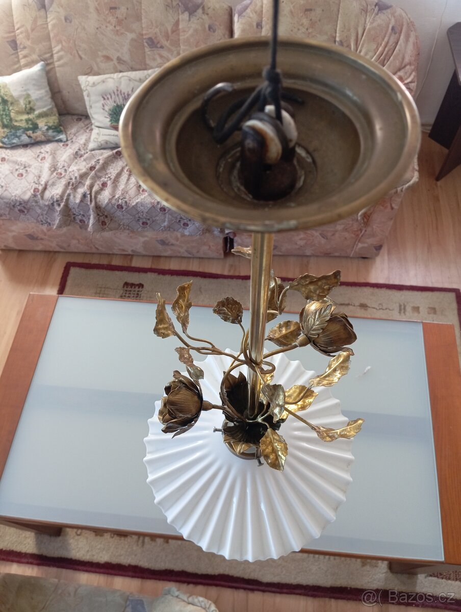 Mosazná lampa