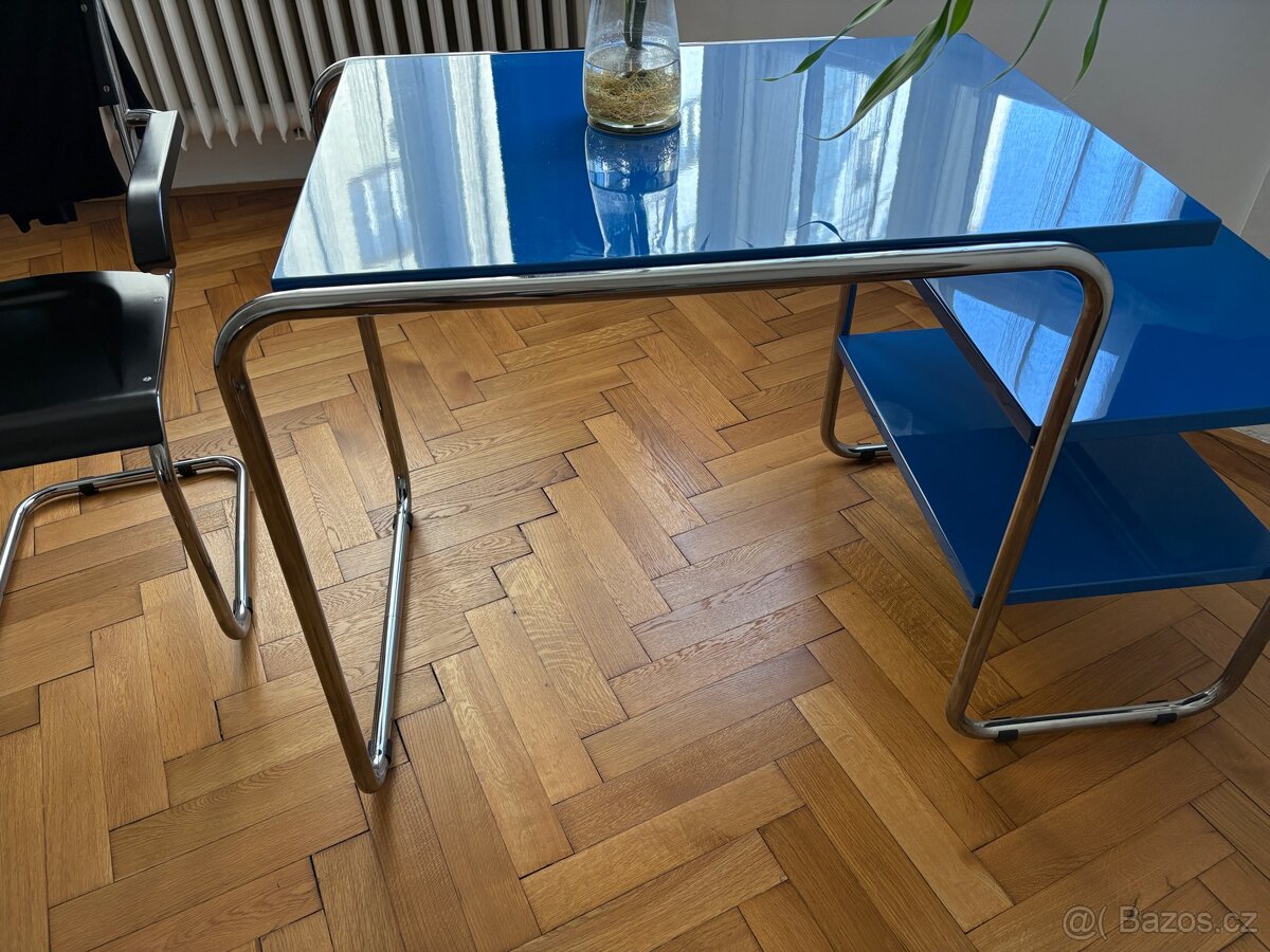 Stůl Slezákovy závody