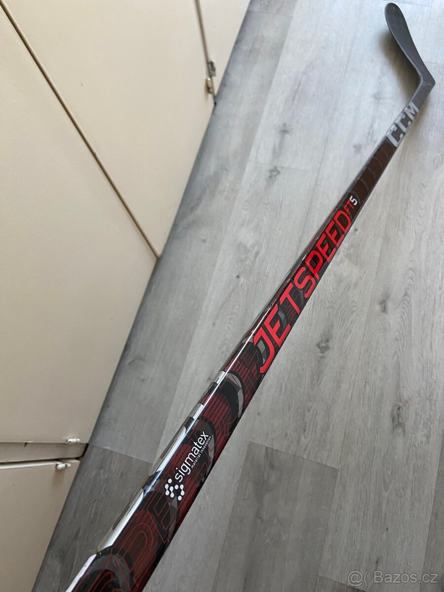 Opravená hokejka CCM Jetspeed FT5 P28 75flex ZÁRUKA